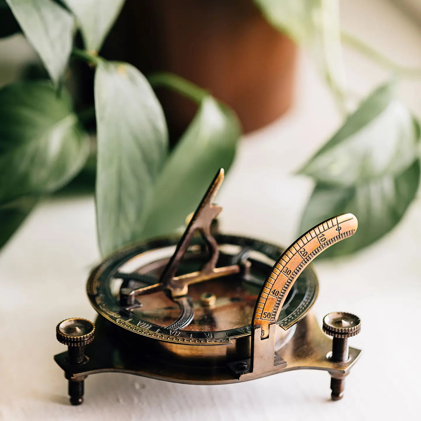 Sundial Compass